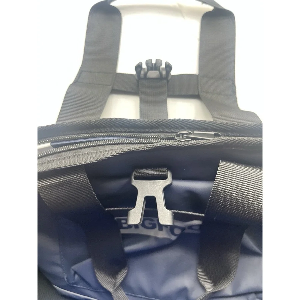 BIGFOOT Insulated Backpack Cooler Blue Gray 17x17x11 New Open Package